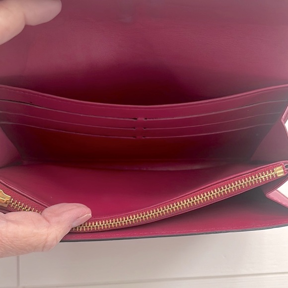 Louis Vuitton Monogram Vernis Porte Feuille Sarah Long Bifold Snap Wallet - Picture 14 of 17